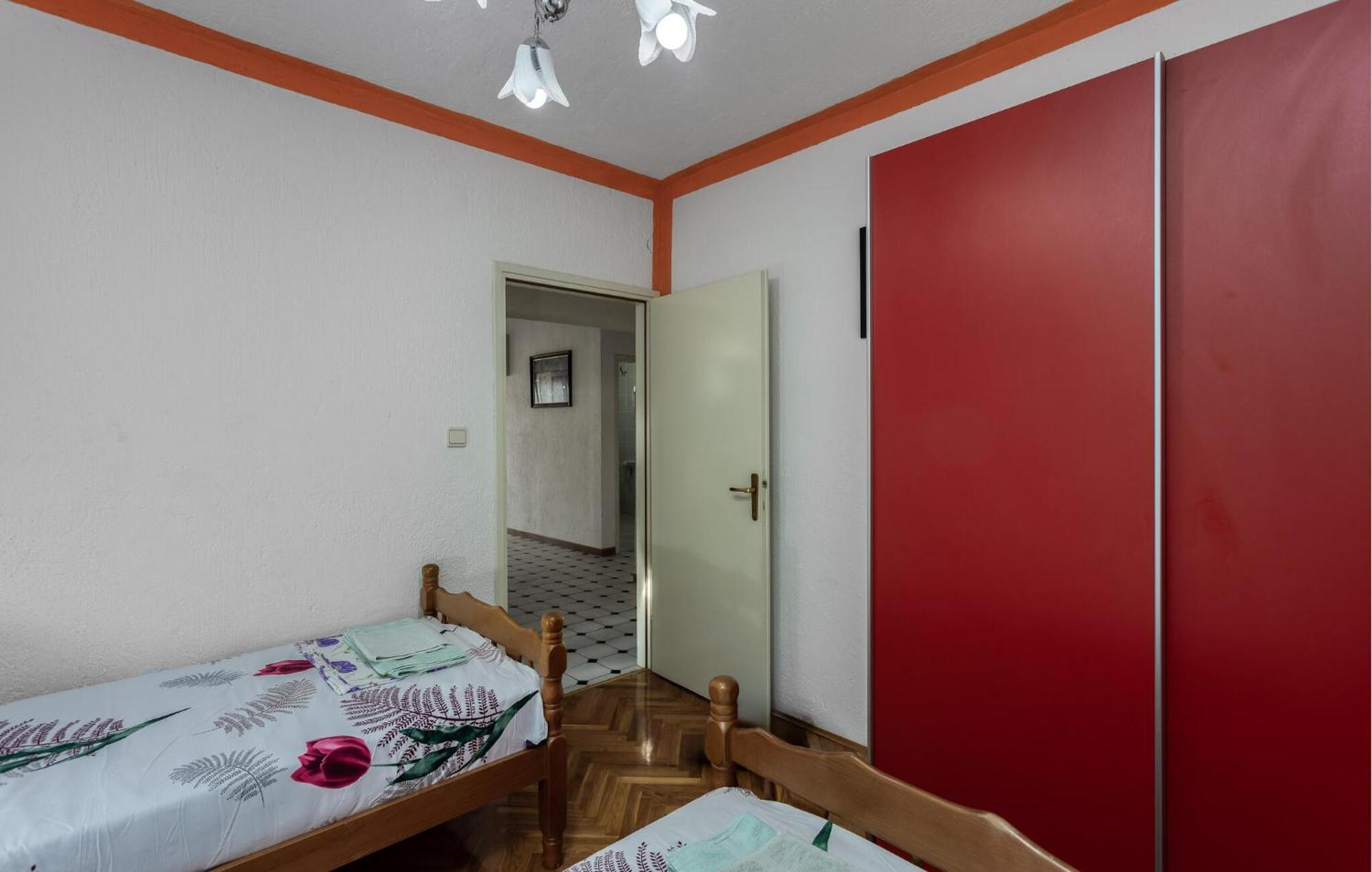 Awesome Apartment In Senj With Kitchen Екстер'єр фото